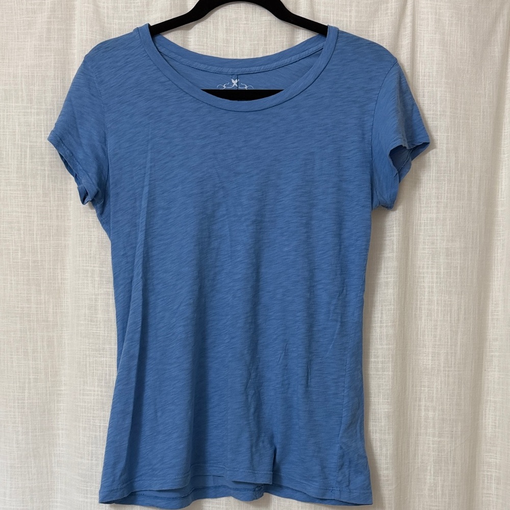Velvet by Graham & Spencer Sky Blue Short Sleeve Tee